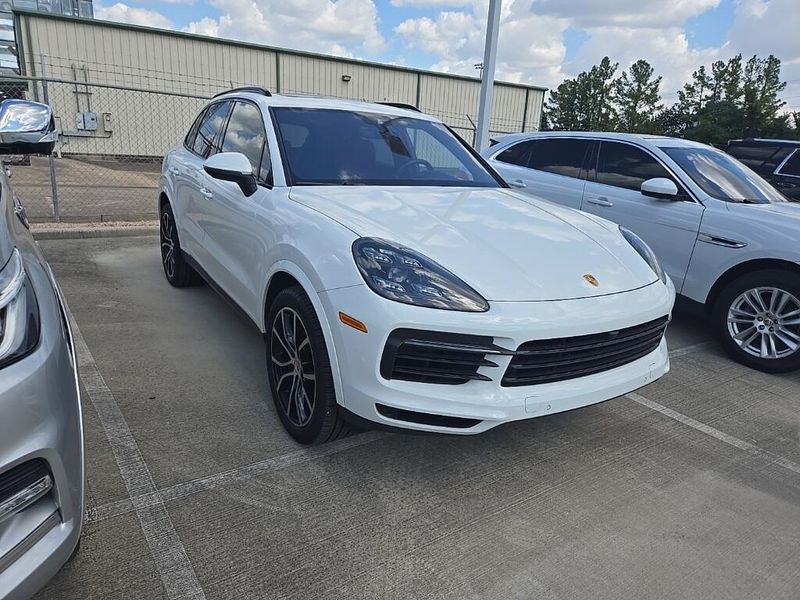 Used 2021 Porsche Cayenne SImage 2