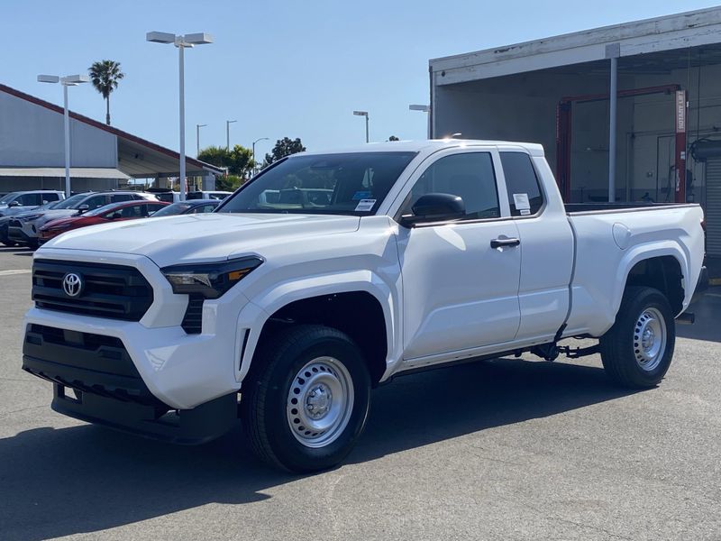 2025 Toyota Tacoma SRImage 6