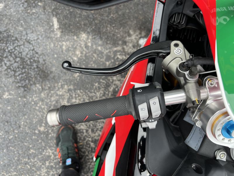 Used 2022 Ducati Panigale V2 