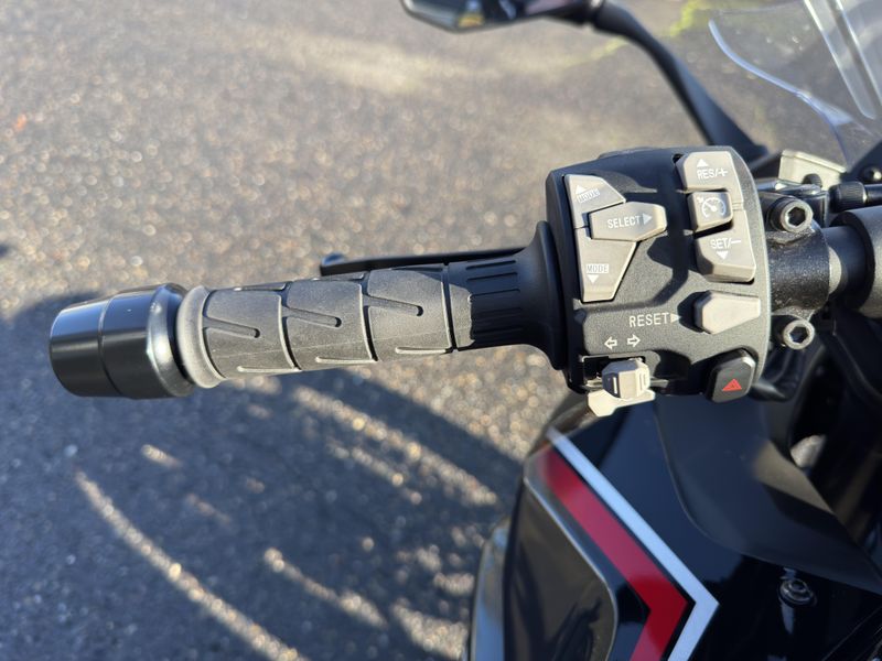 2022 Kawasaki NINJA 1000 SX  