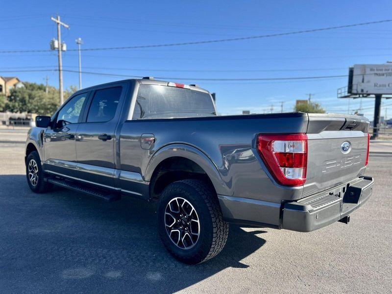 2023 Ford F-150 XL photo 3