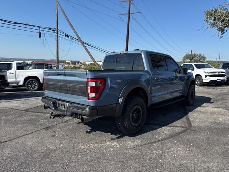 2023 Ford F-150 Raptor photo 5