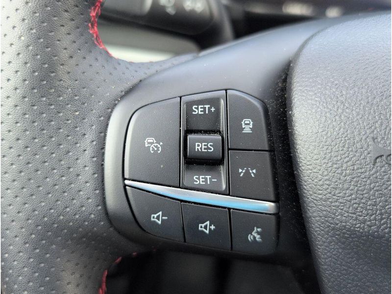 Used 2024 Ford Escape ST-LineImage 23