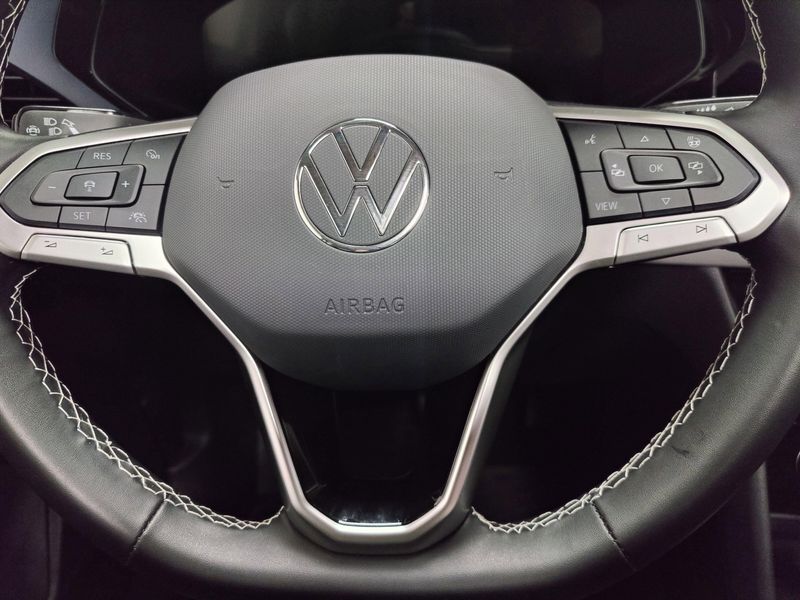 Used 2024 Volkswagen Taos SE AWD w/Sunroof & Black Plus PkgImage 32
