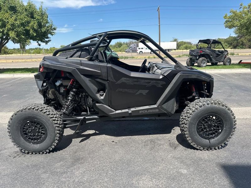 2025 Polaris RZR PRO R ULT 