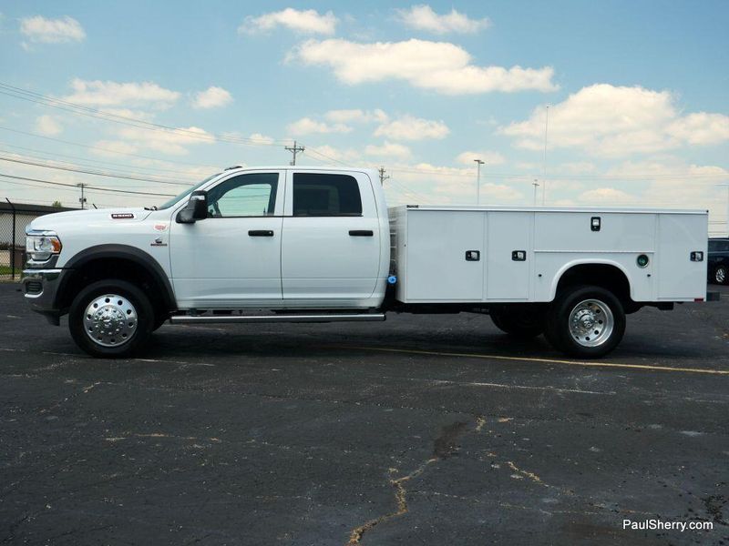 New 2024 RAM 5500 Tradesman Chassis Crew Cab 4x4 84