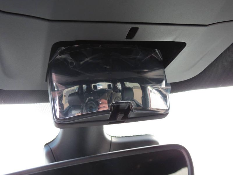 New 2026 Chrysler Pacifica SelectImage 14