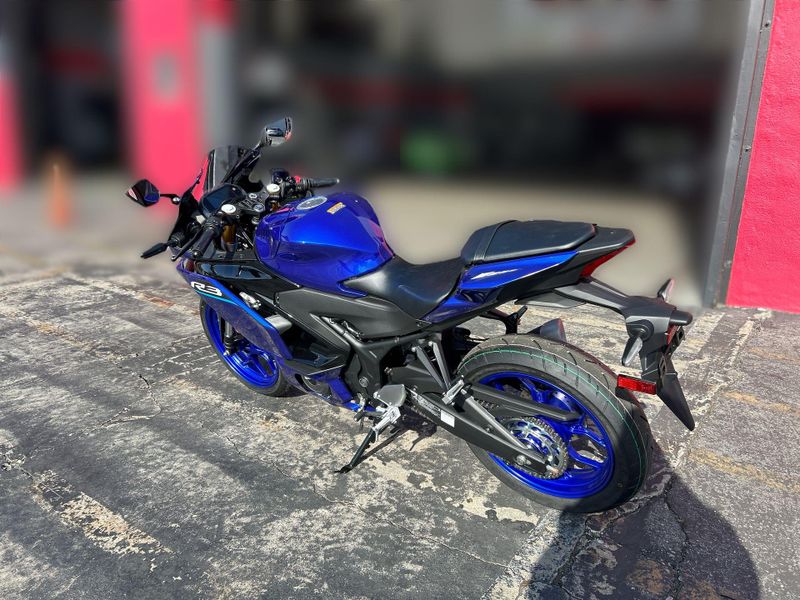 New 2026 Yamaha YZF-R3 ABS Image 15