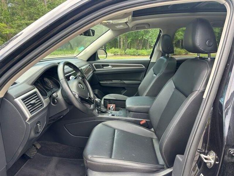2019 Volkswagen Atlas 2.0T SE w/Technology