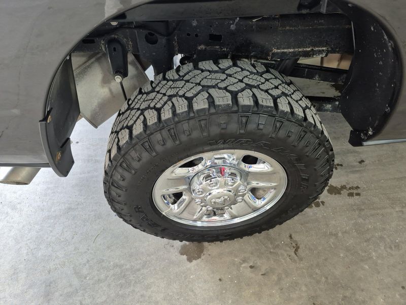 2023 RAM 2500 TradesmanImage 6