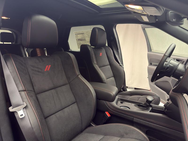New 2026 Dodge Durango Gt Plus Awd Hemi V8Image 19