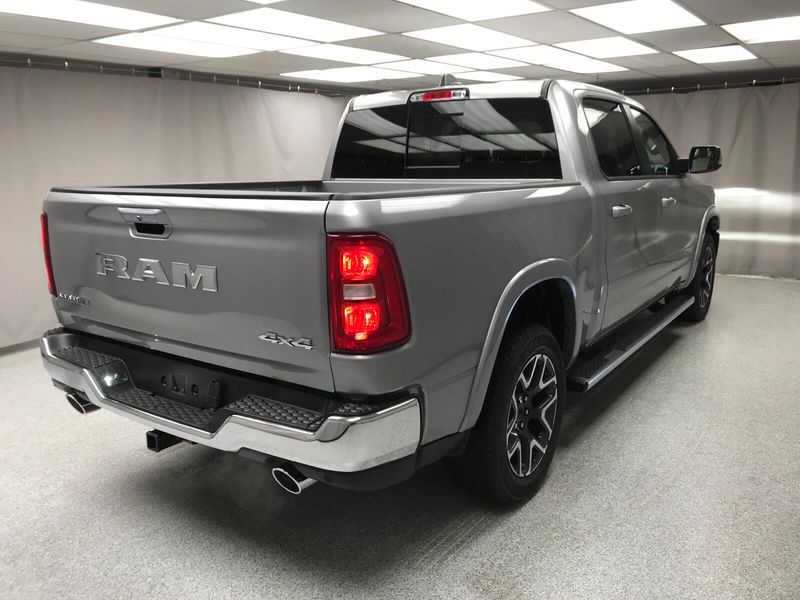 New 2025 RAM 1500 Laramie Crew Cab 4x4 5