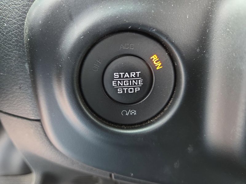 2022 Jeep Wrangler Sport photo 25