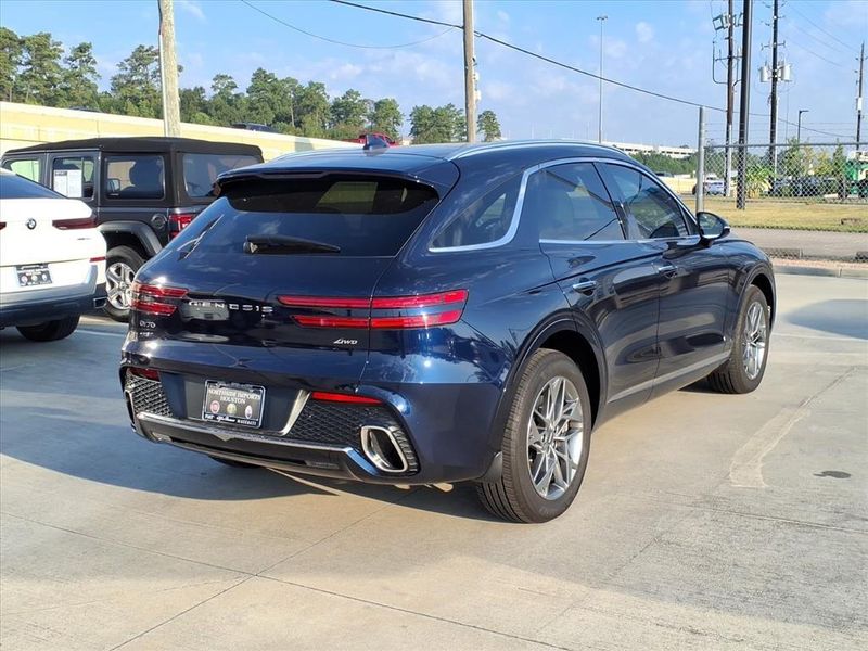 Used 2024 Genesis GV70 2.5TImage 11