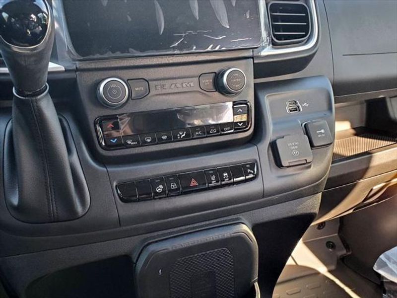 New 2026 RAM Promaster 2500 Slt+ Window Van High Roof 159' Wb