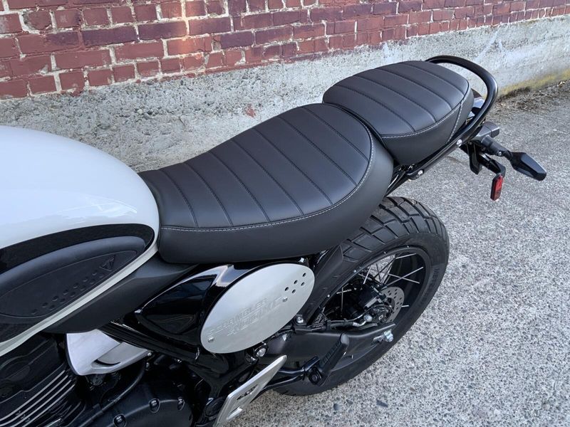 2026 Triumph SCRAMBLER 400 XC