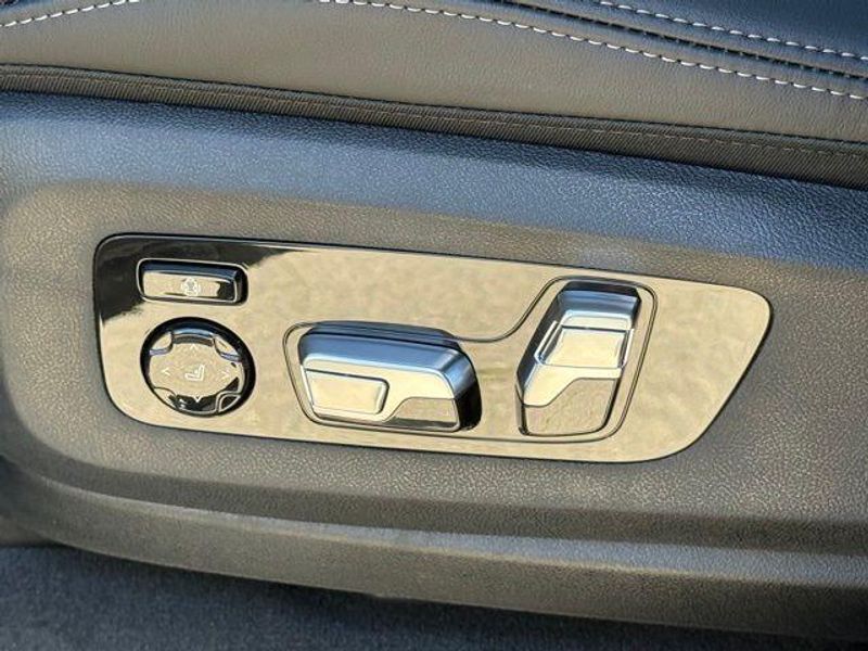 New 2026 BMW X7 xDrive40iImage 18