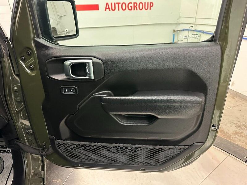 2023 Jeep Wrangler SportImage 26