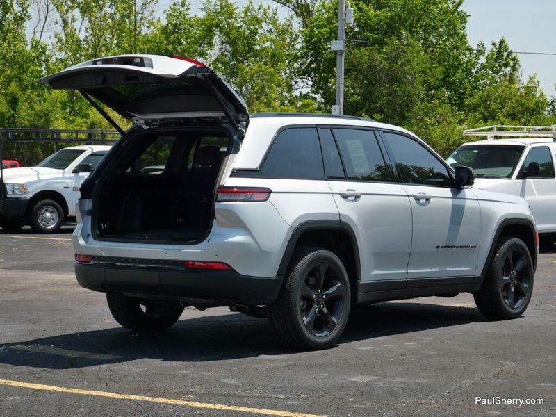 2022 Jeep Grand Cherokee FreedomImage 17