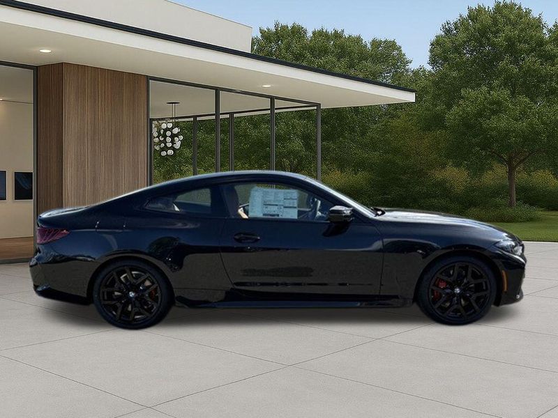 New 2026 BMW 4 Series M440iImage 7