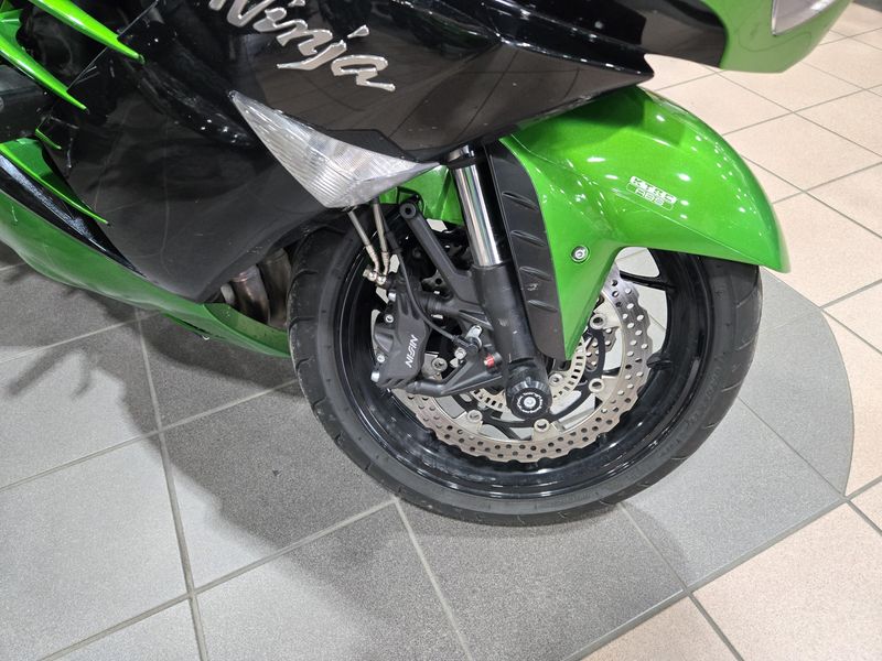 USED 2014 KAWASAKI NINJA ZX14 ABS Image 19