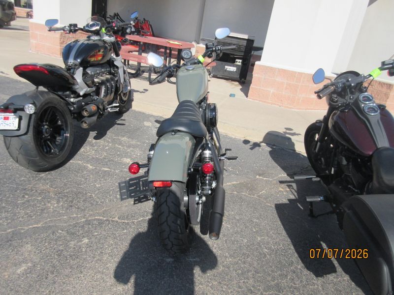 USED 2021 HARLEY SPORTSTER IRON 883 Image 6