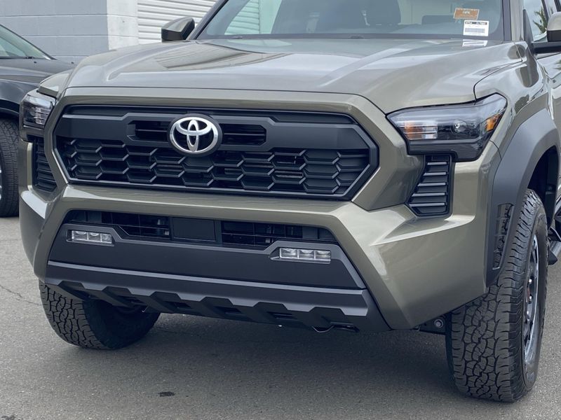 2025 Toyota Tacoma TRD Off RoadImage 7