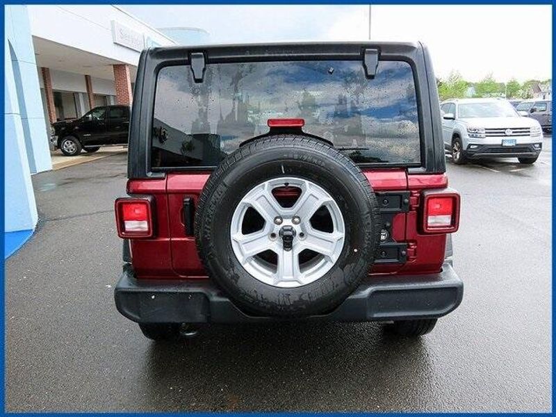 2022 Jeep Wrangler Sport SImage 6