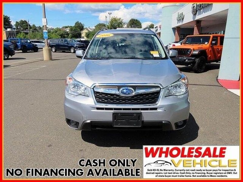2016 Subaru Forester 2.5i Limited photo 3