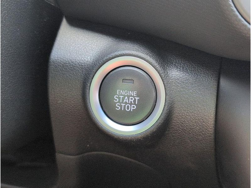 Used 2022 Hyundai Kona SELImage 18