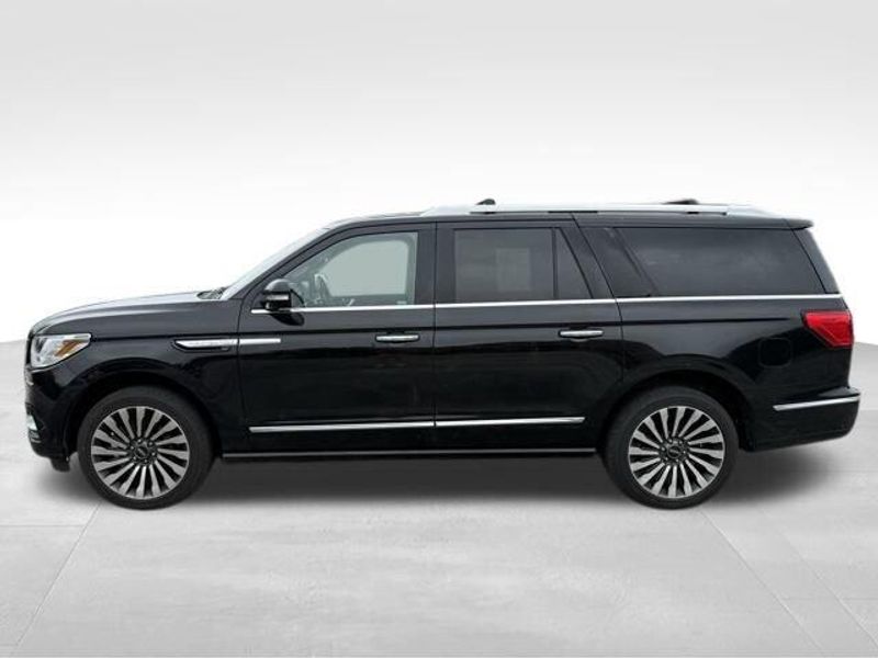 Used 2018 Lincoln Navigator L Reserve