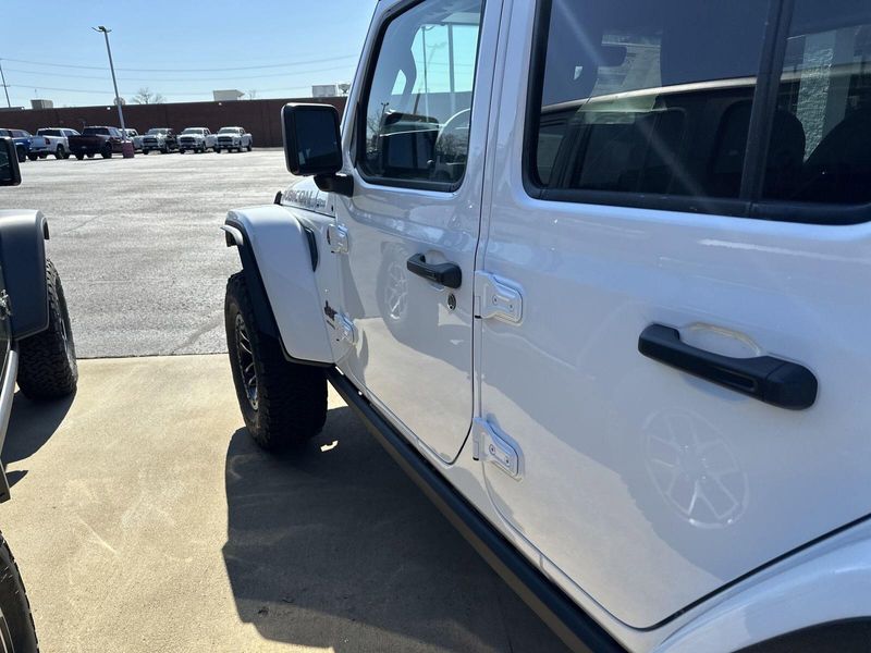 2025 Jeep Wrangler 4-door Rubicon XImage 12