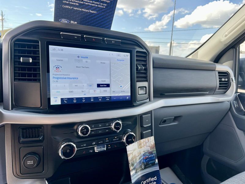 2022 Ford F-150 XLT photo 9