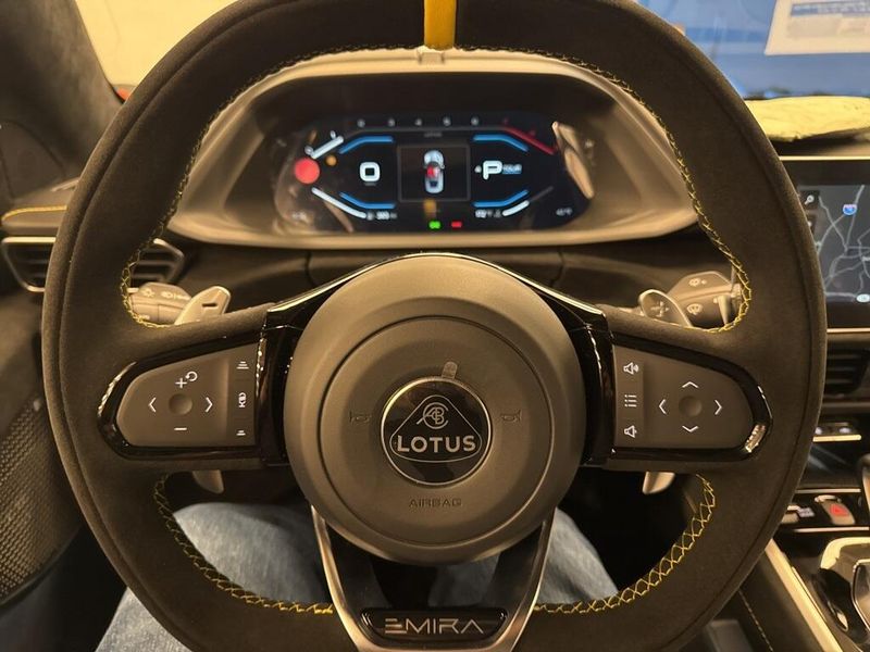 2024 Lotus Emira 