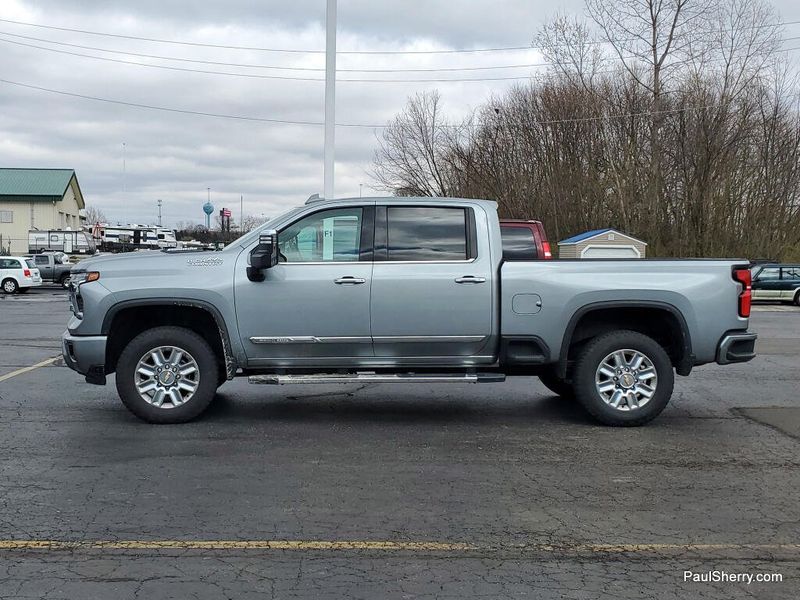 Used 2024 Chevrolet Silverado 2500HD High Country