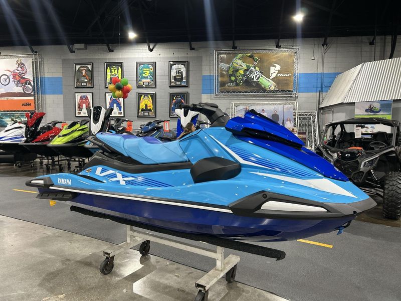 2025 Yamaha VX DELUXE W/AUDIO  in a CYAN/AZURE BLUE exterior color. Del Amo Motorsports of Redondo Beach (424) 390-7811 delamomotorsports.com 