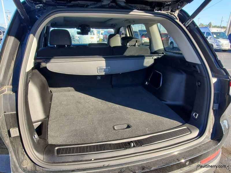 2024 Jeep Grand Cherokee Limited photo 4