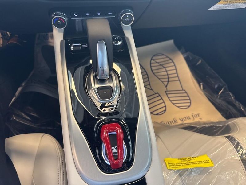 2025 Lotus Emira 
