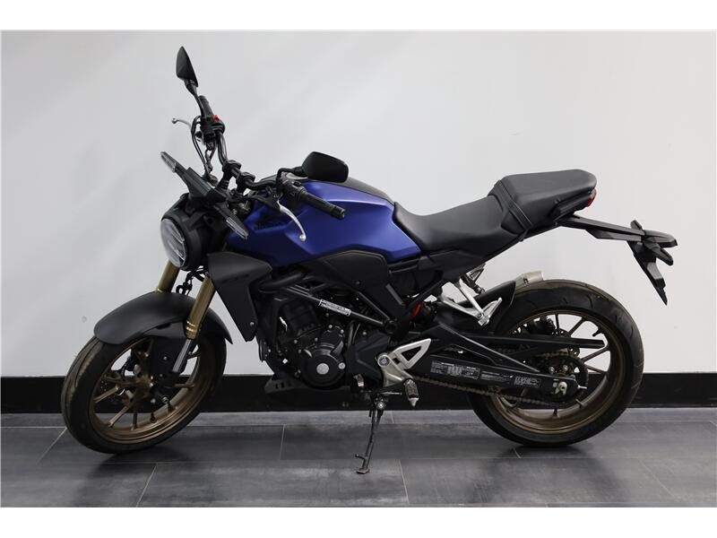 2021 Honda CB300R ABS Image 3