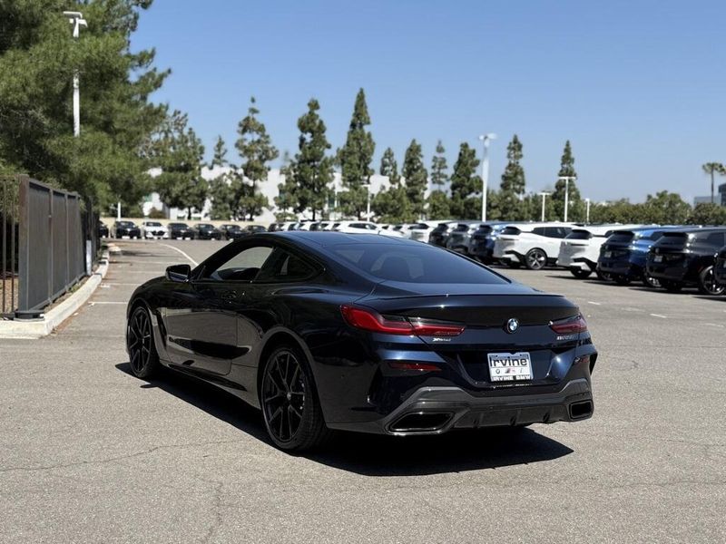 2022 BMW 8 Series M850i xDriveImage 8