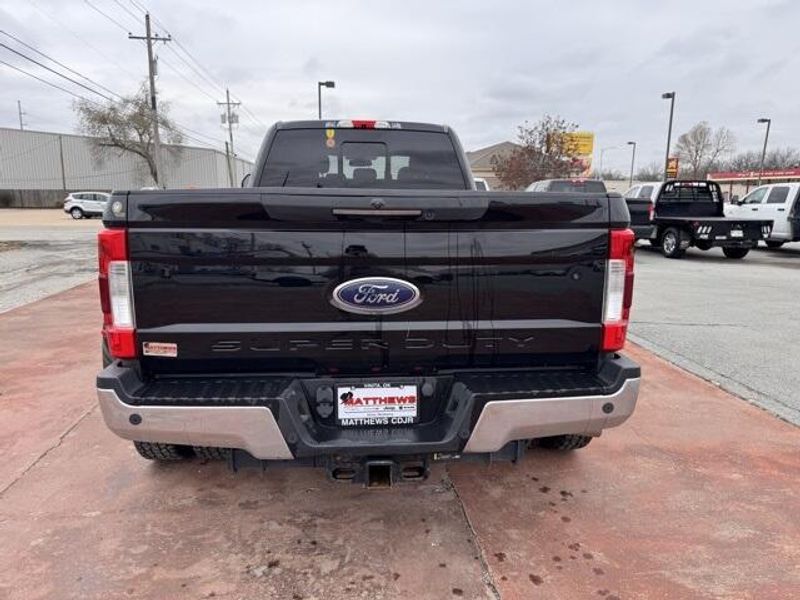 Used 2018 Ford F-350 LariatImage 6