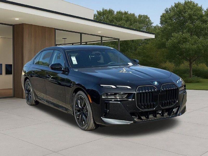 New 2026 BMW 7 Series 750e xDriveImage 6