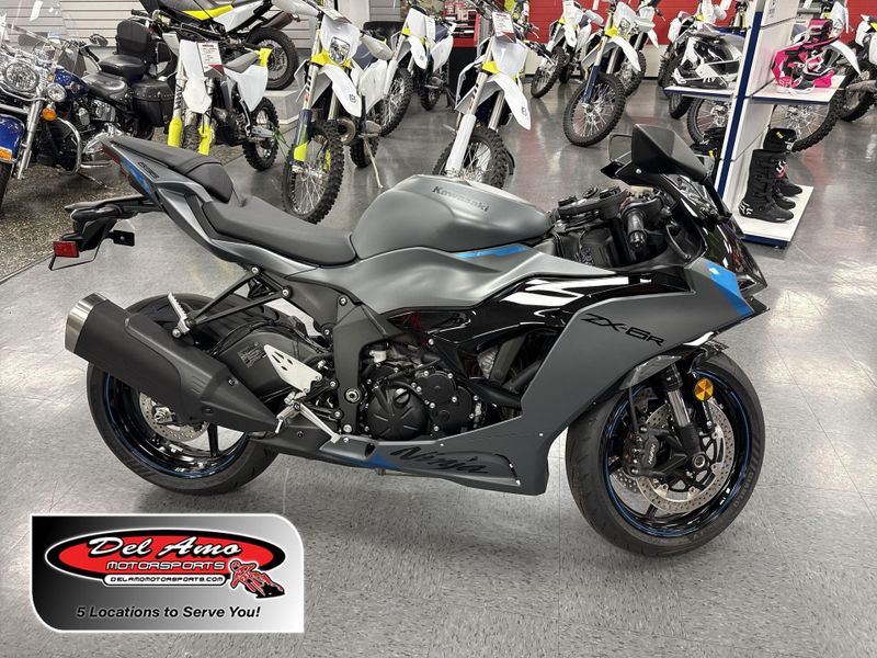 New 2026 Kawasaki NINJA ZX-6R ABS 