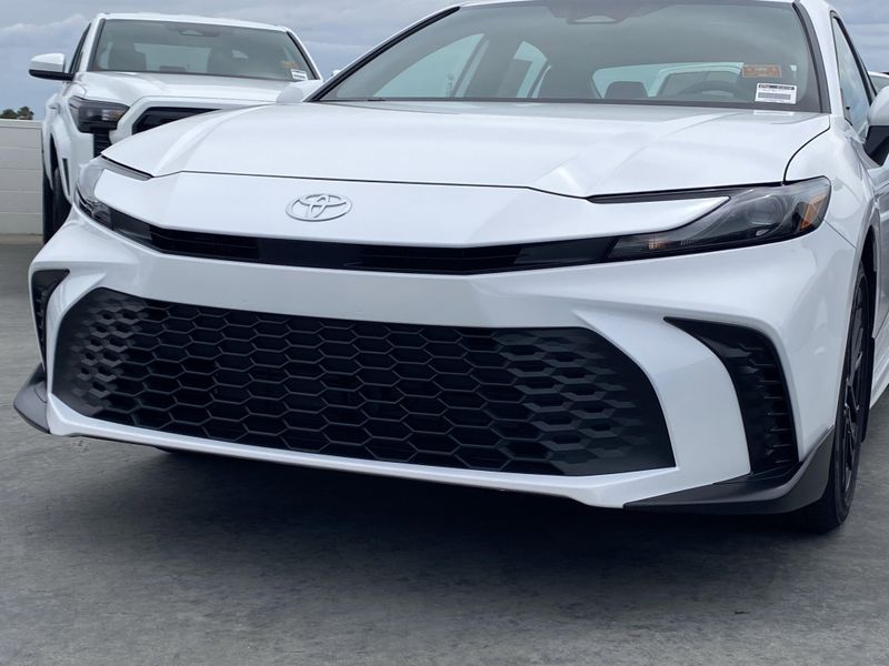 New 2025 Toyota Camry Image 7