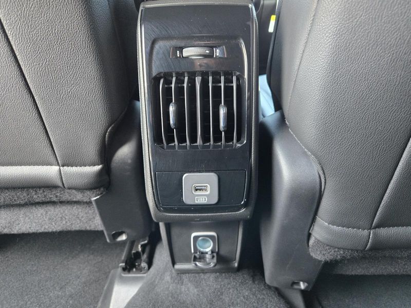 Used 2025 Jeep Compass Latitude 4x4