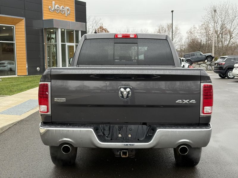 2018 Ram 1500 Laramie photo 3