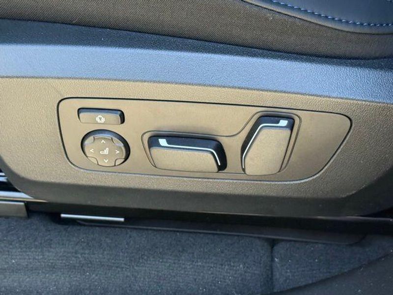 New 2026 BMW X3 30 xDriveImage 18