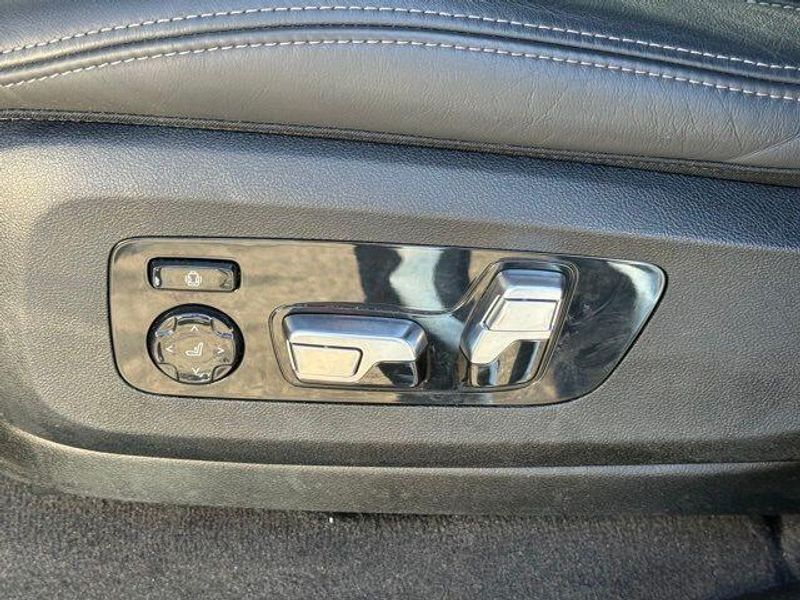 Used 2024 BMW X7 M60iImage 15