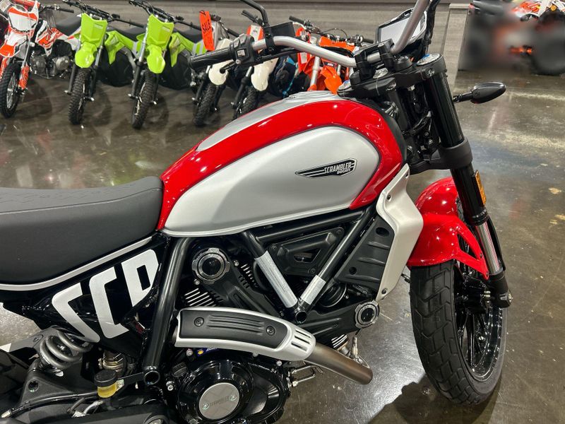 New 2025 Ducati SCRAMBLER 800 ICON Image 26