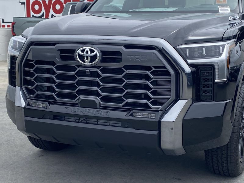 2025 Toyota Tundra Platinum HybridImage 7